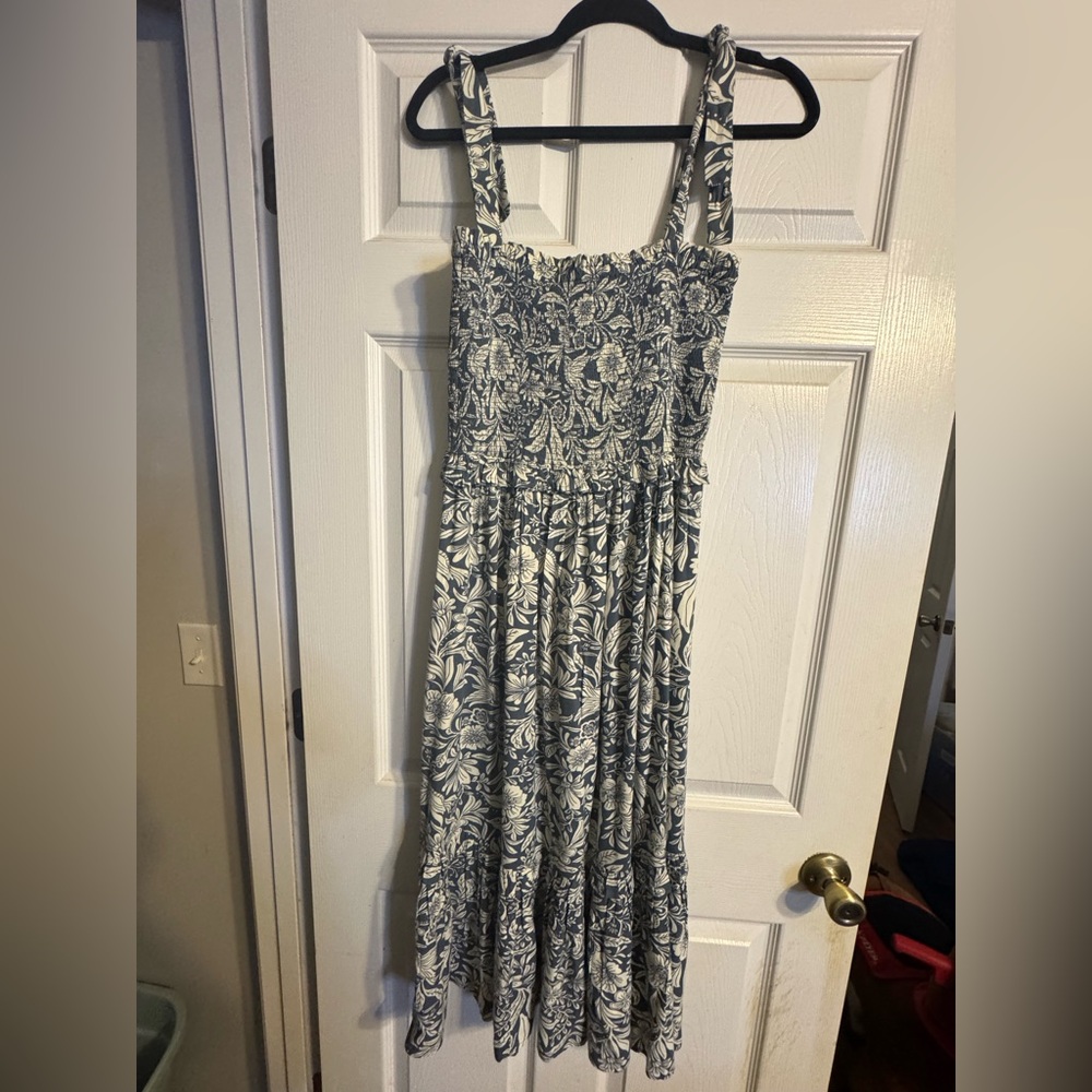 Patrons of Peace Smocked Floral Midi/Maxi Dress Size M – Boho Tie Strap